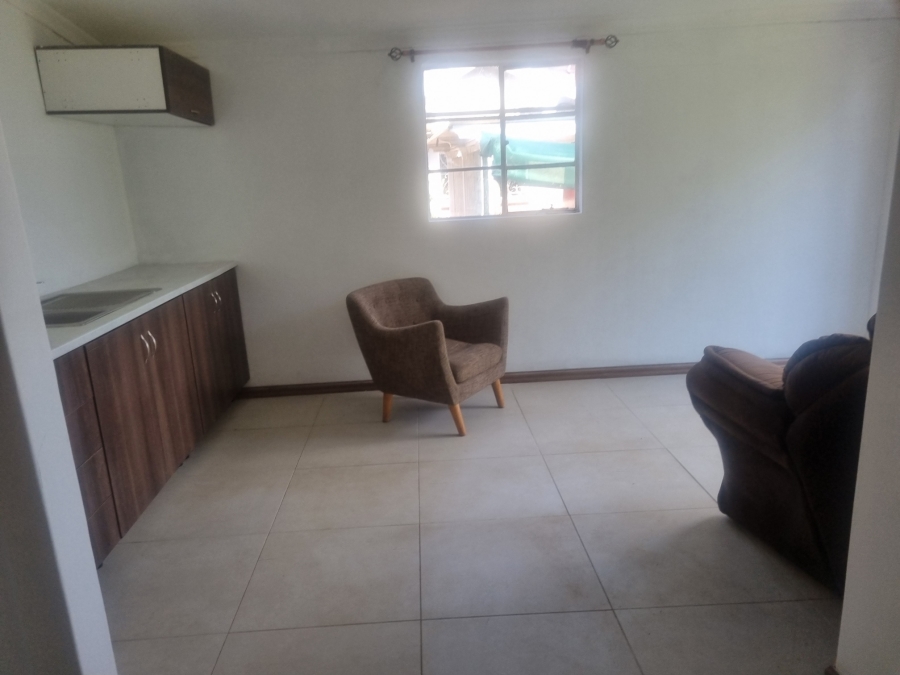 To Let 1 Bedroom Property for Rent in Aberdeen Eastern Cape